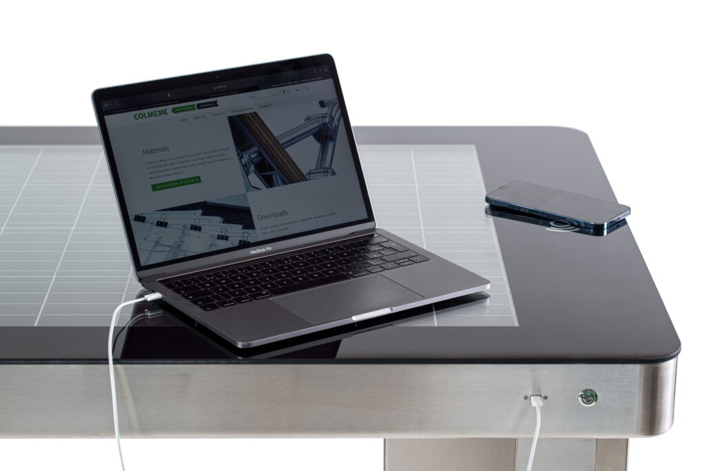 Smart Solar Table